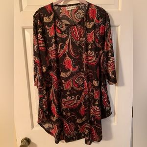 Print tunic with 3/4 sleeve